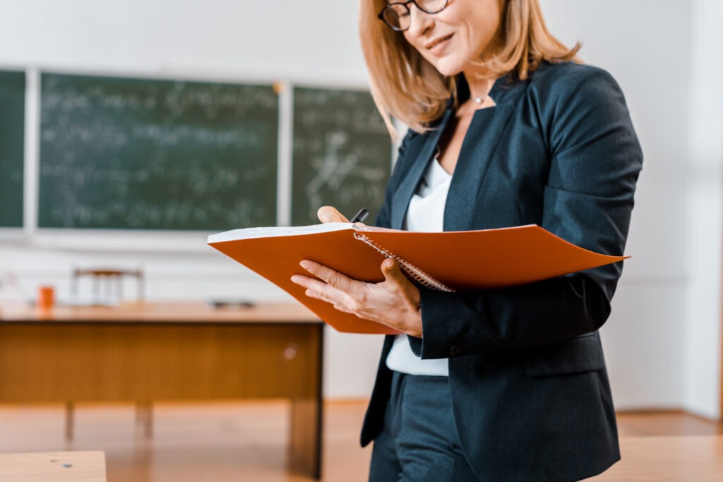 Navigating success: Actionable course plan reports in Xello