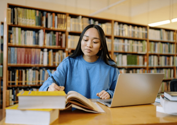 student library laptop